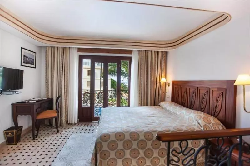 اتاق استاندارد, Grand Hotel Villa De France