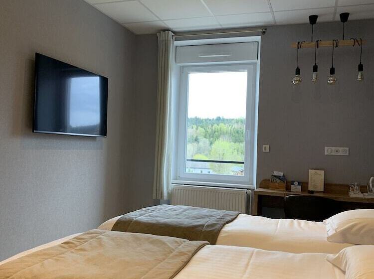 غرفة عائلية, De La Plage