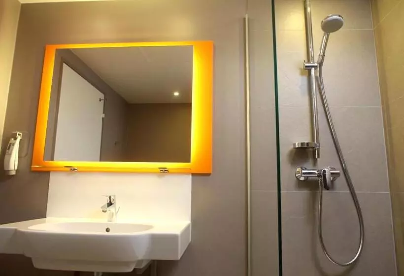 スタンダードルーム, Ibis Styles Gien