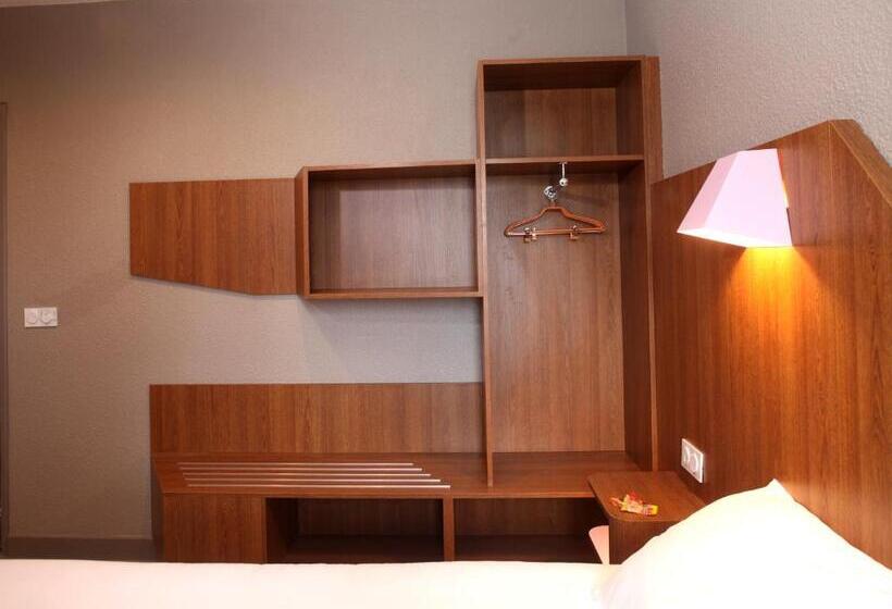 Chambre Standard, Ibis Styles Gien