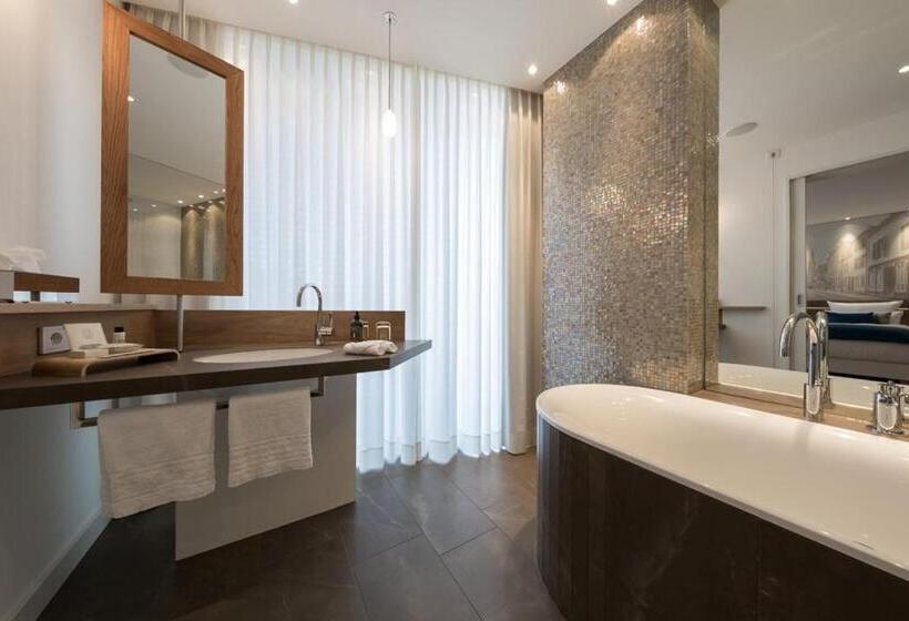 수피리어 룸, La Maison