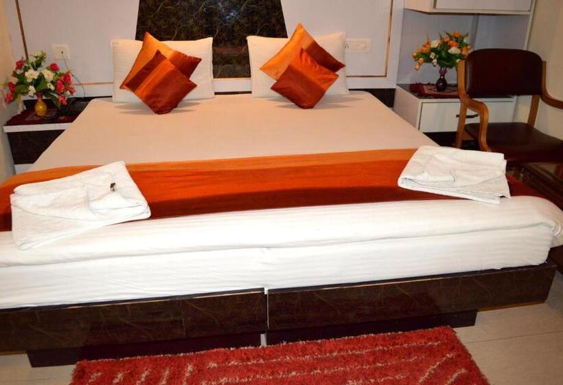 디럭스 룸, Su Shree Continental 5 Minutes Walk From New Delhi Railway Station