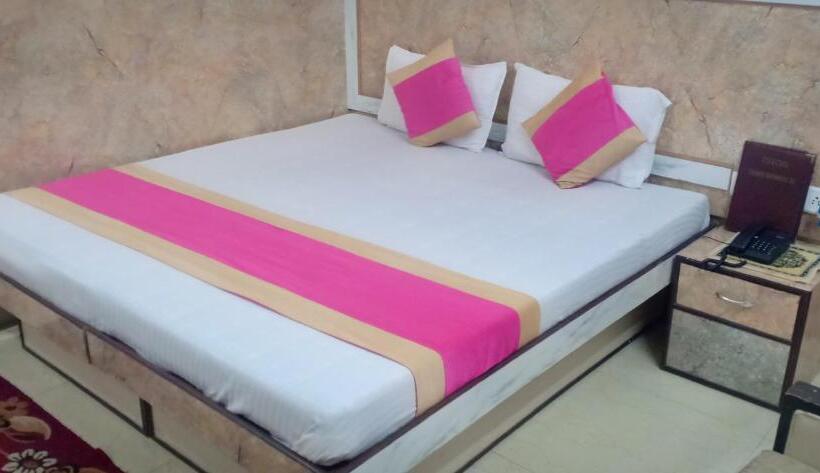 스탠다드 룸, Su Shree Continental 5 Minutes Walk From New Delhi Railway Station