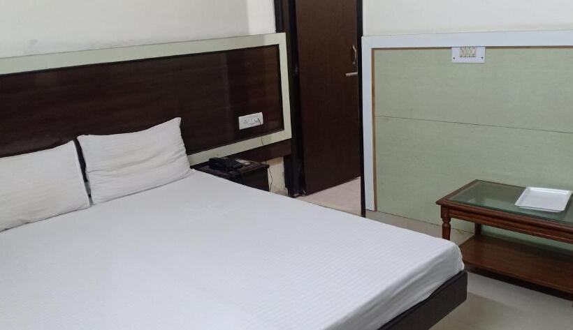 스탠다드 룸, Su Shree Continental 5 Minutes Walk From New Delhi Railway Station