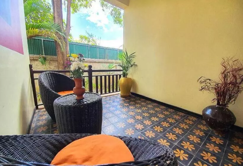 プールビューコテージ, Residence Indochine Suite