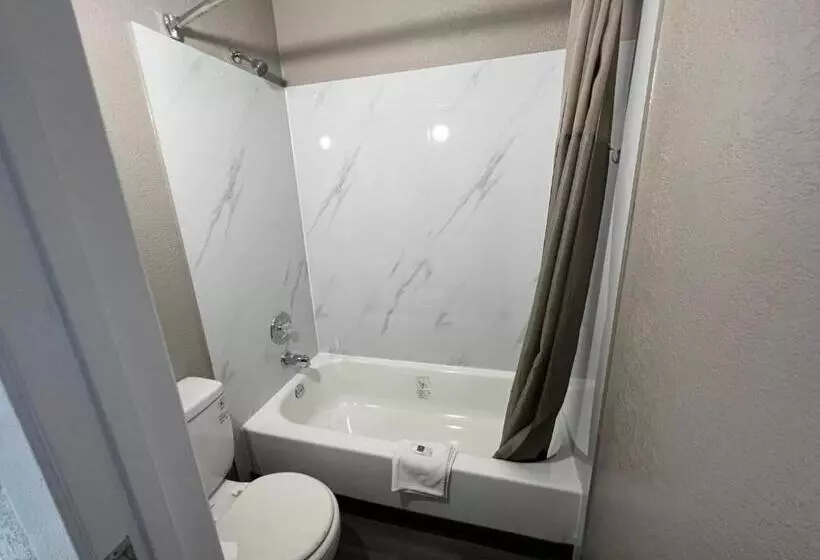 スイート, Motel 6 Altoona, Ia  Des Moines East