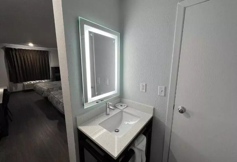 スイート, Motel 6 Altoona, Ia  Des Moines East