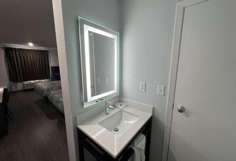 جناح, Motel 6 Altoona, Ia  Des Moines East