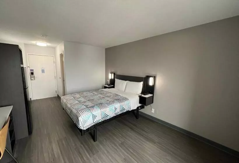 デラックスルーム, Motel 6 Altoona, Ia  Des Moines East