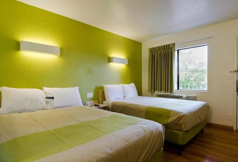 スタンダード４人部屋, Motel 6camp Springs, Dc  South Camp Springs