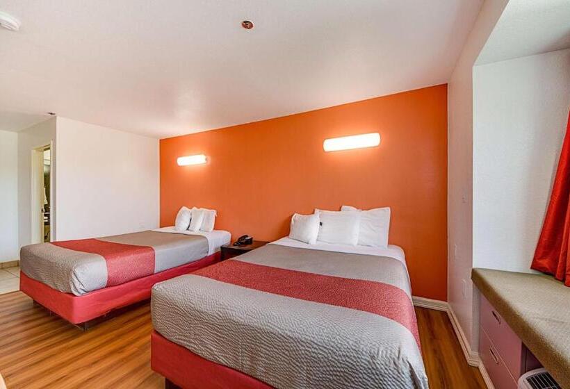 חדר סטנדרט, Motel 6mcallen, Tx  East