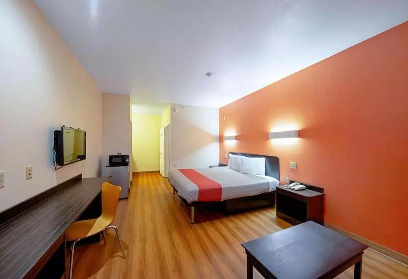Standard-huone King-vuode, Motel 6rhome, Tx