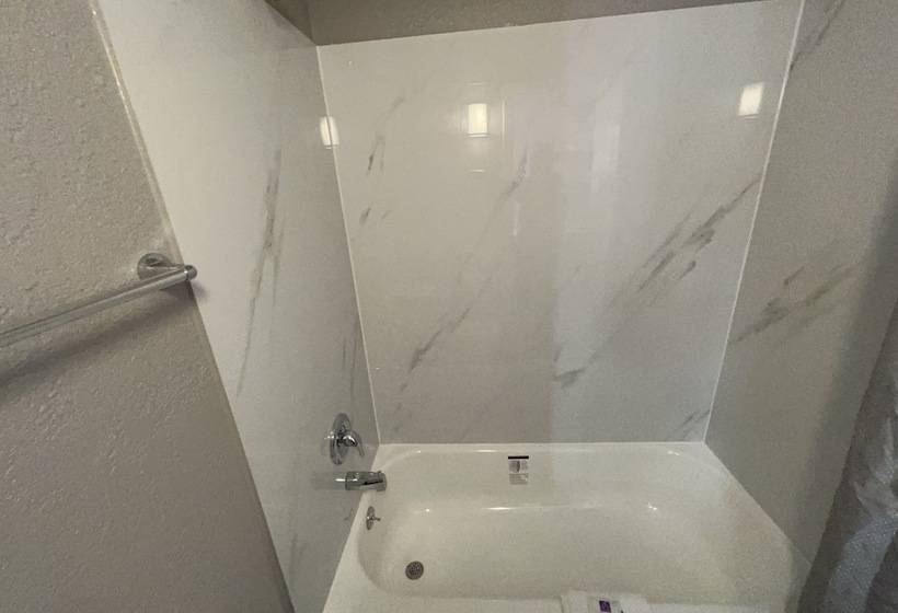 غرفة ديلوكس, Motel 6 Altoona, Ia  Des Moines East