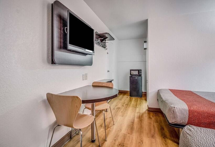 חדר סטנדרט שתי מיטות זוגיות, Motel 6 Conroe, Tx