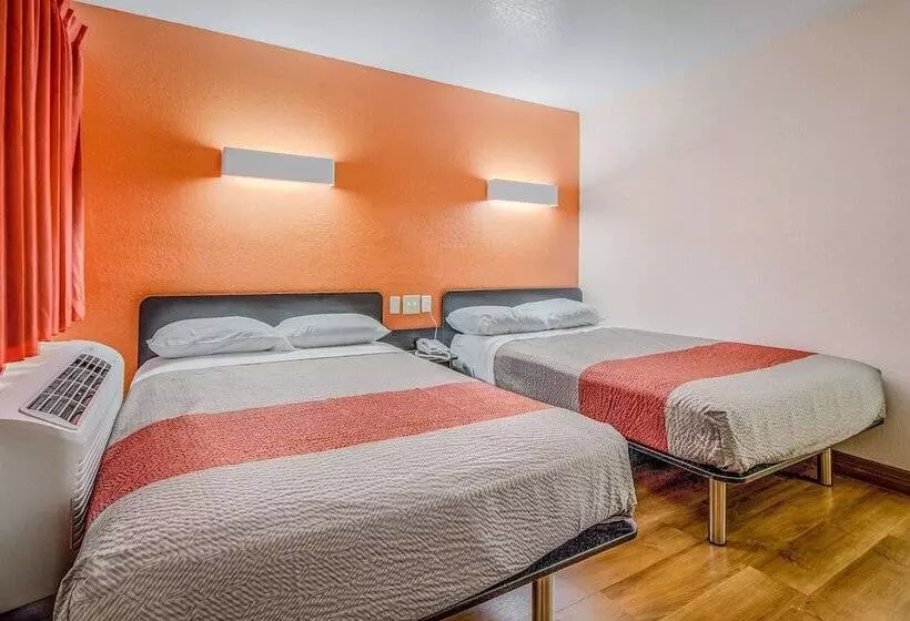 ２ダブルベッドのスタンダードルーム, Motel 6 Conroe, Tx