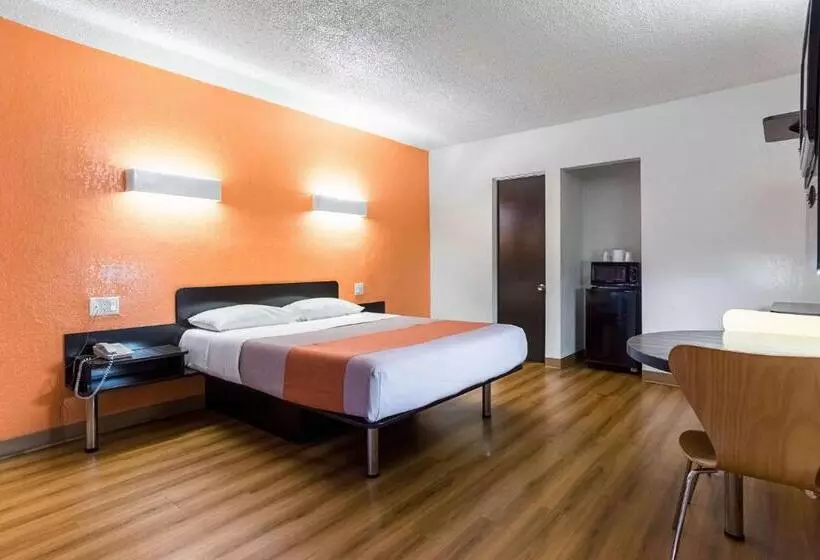 Standard-invahuone, Motel 6long Beach, Ca  International City