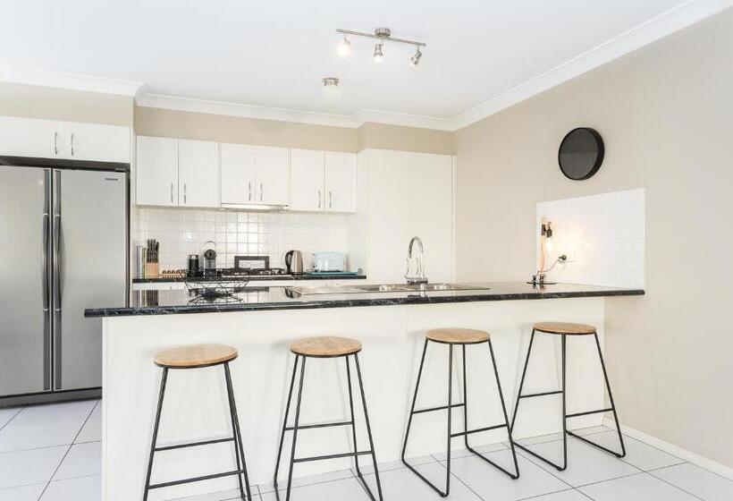 בית, 3 חדרי שינה, West End Motor Lodge