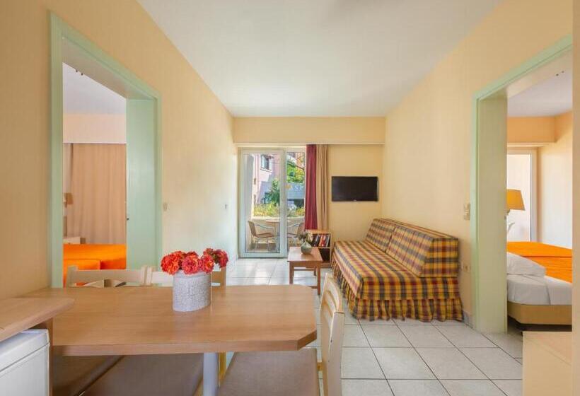 ２ベッドルーム家族用アパートメント, Pavlos