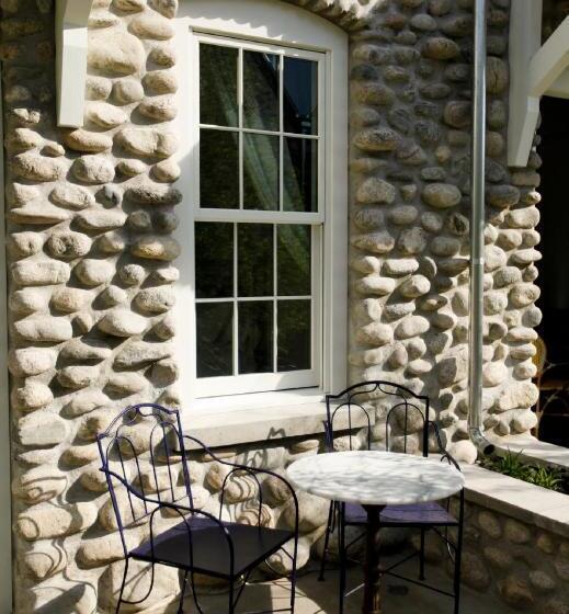 كابينة, Surf Hotel & Chateau