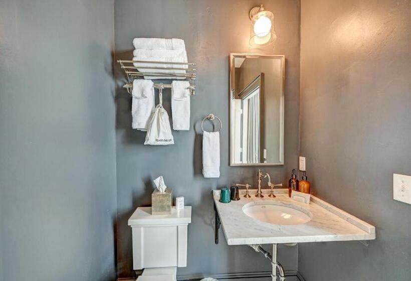 غرفة قياسية سرير كينج, Surf Hotel & Chateau