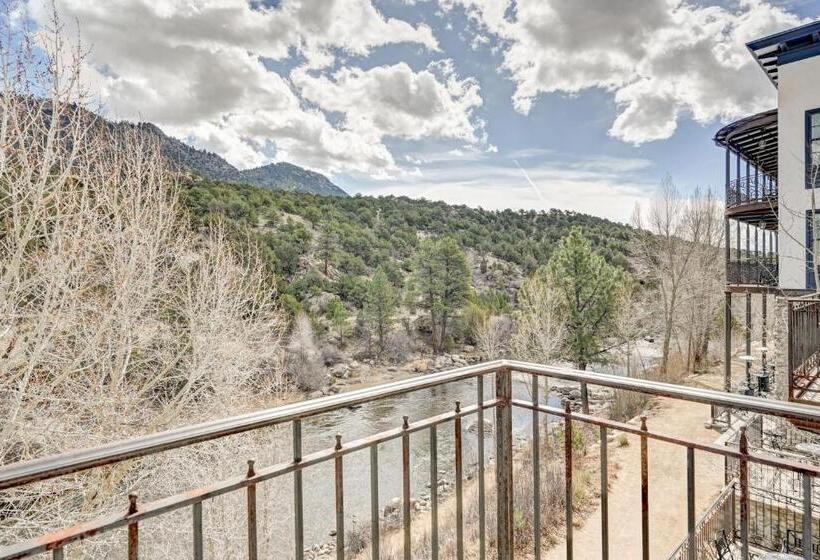 غرفة قياسية مطلّة علي النهر, Surf Hotel & Chateau