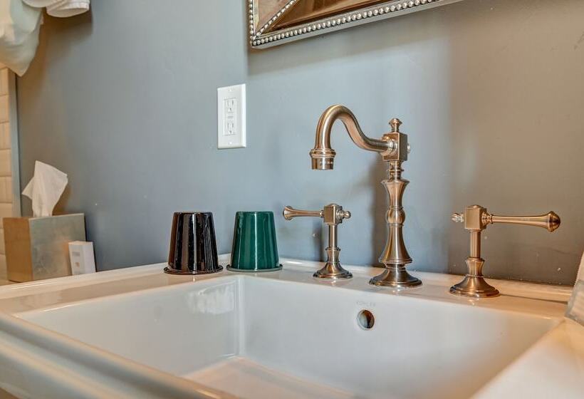 جناح مطل على البحر, Surf Hotel & Chateau