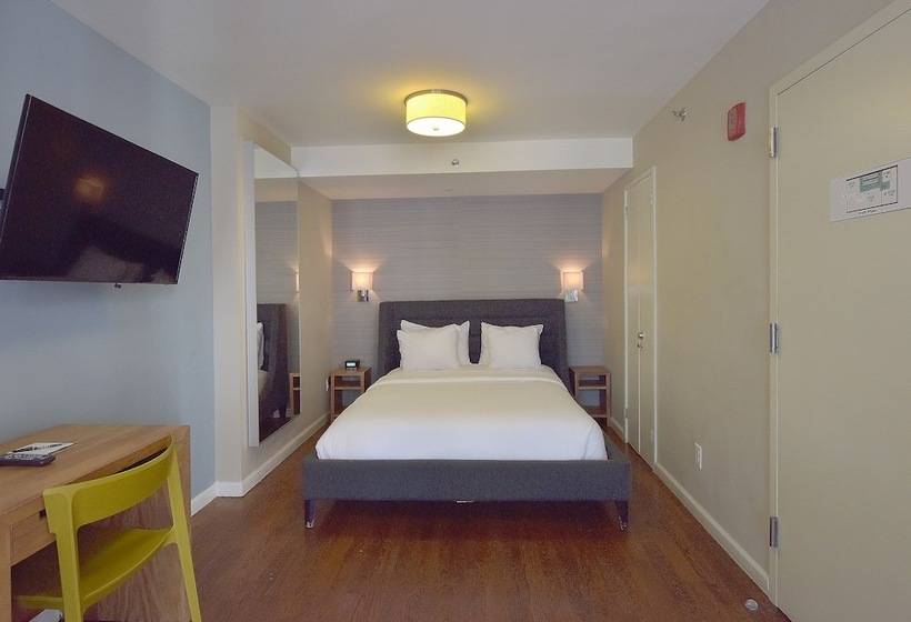 带阳台精选间, 32 32