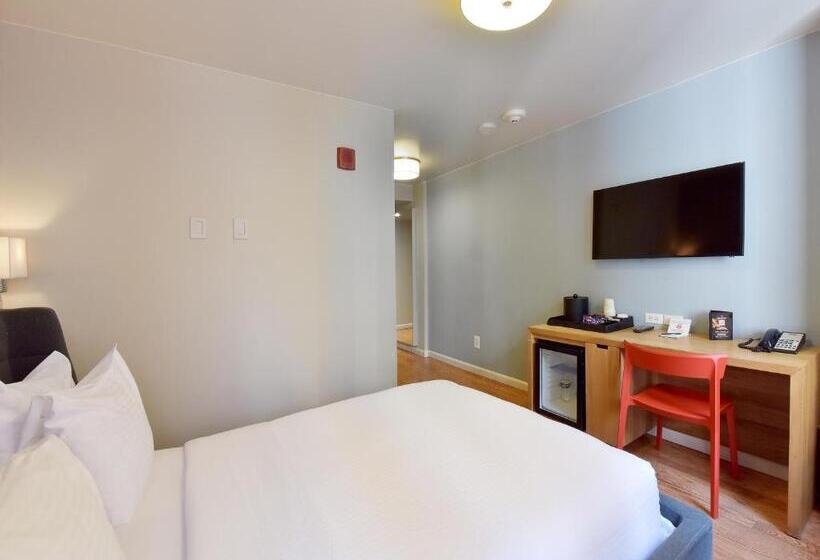 标准工作室带阳台, 32 32