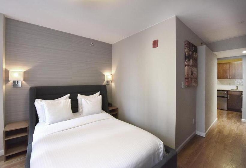 高级大房间, 32 32