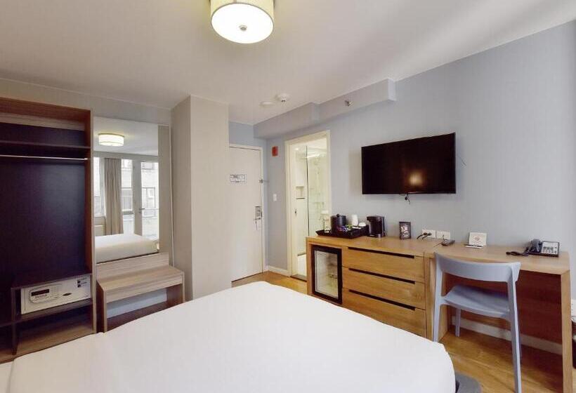 标准工作室带阳台, 32 32