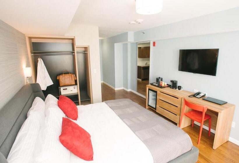 高级大房间, 32 32