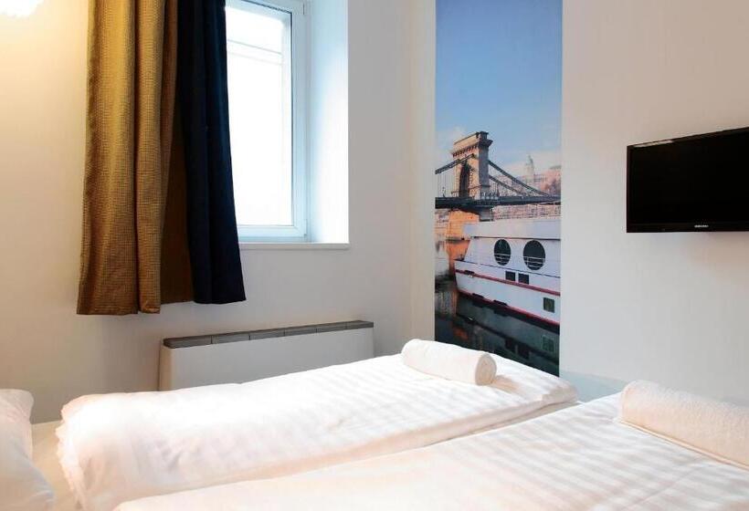 Номер Стандарт Совместная Ванная, Maverick City Lodge