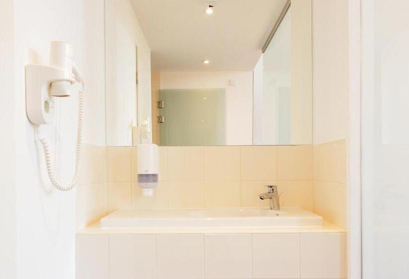 Номер Superior, Maverick City Lodge