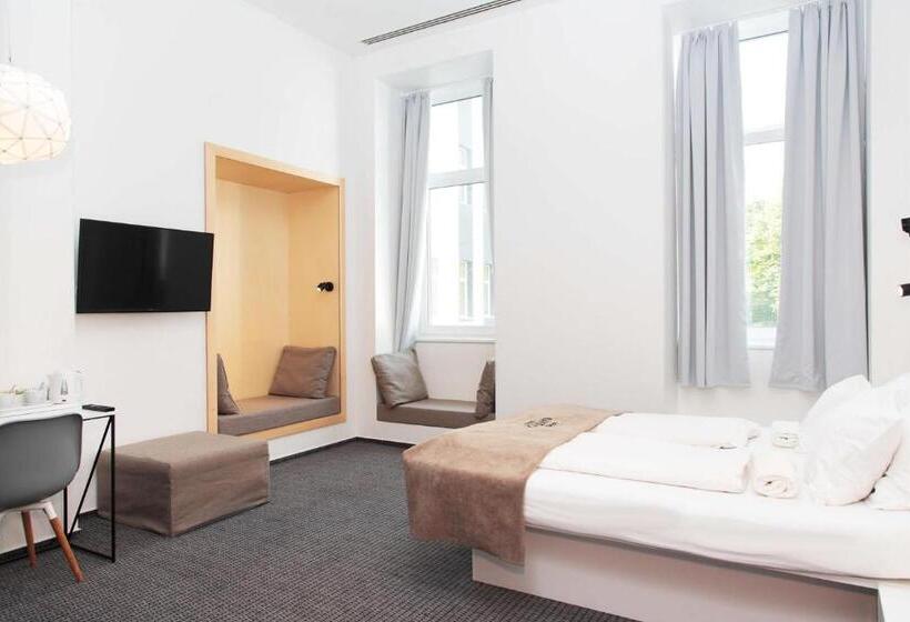 Номер Superior, Maverick City Lodge