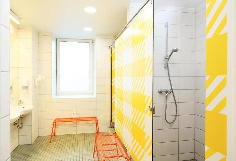 Кровать в Многоместном Номере с Общей Ванной, Maverick City Lodge