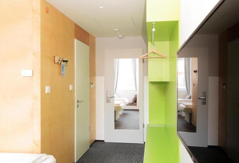 Номер Стандарт, Maverick City Lodge