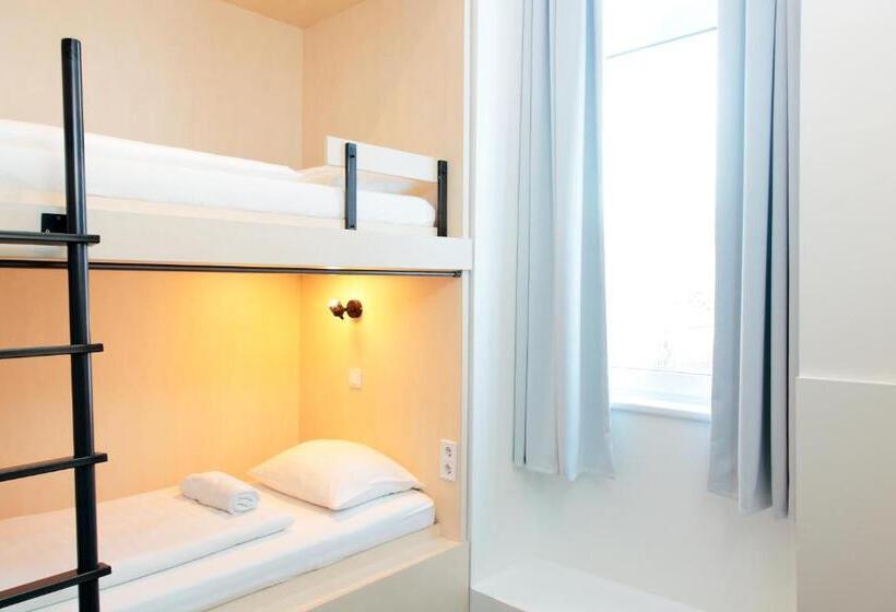 Номер Стандарт, Maverick City Lodge