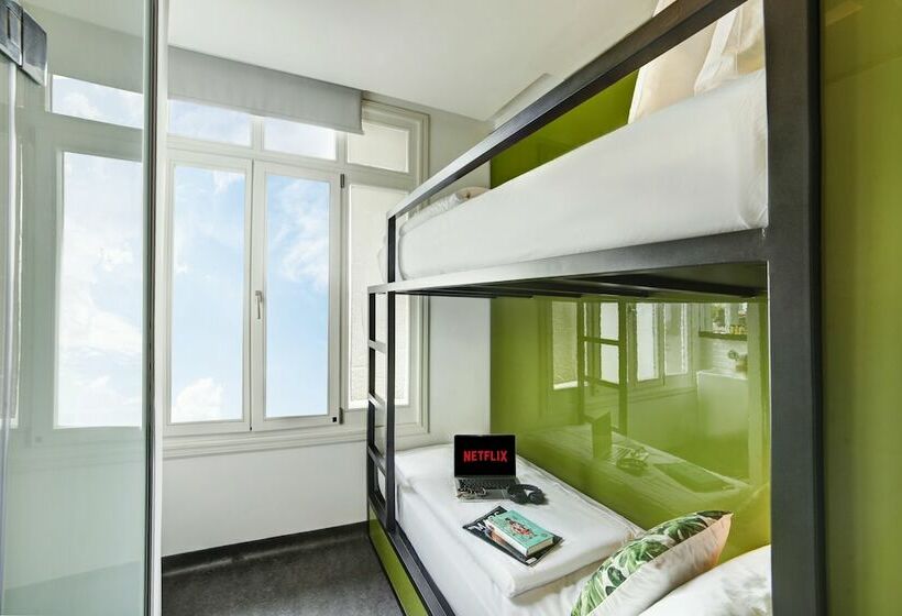 اتاق سوپریور, Wabi Hostels