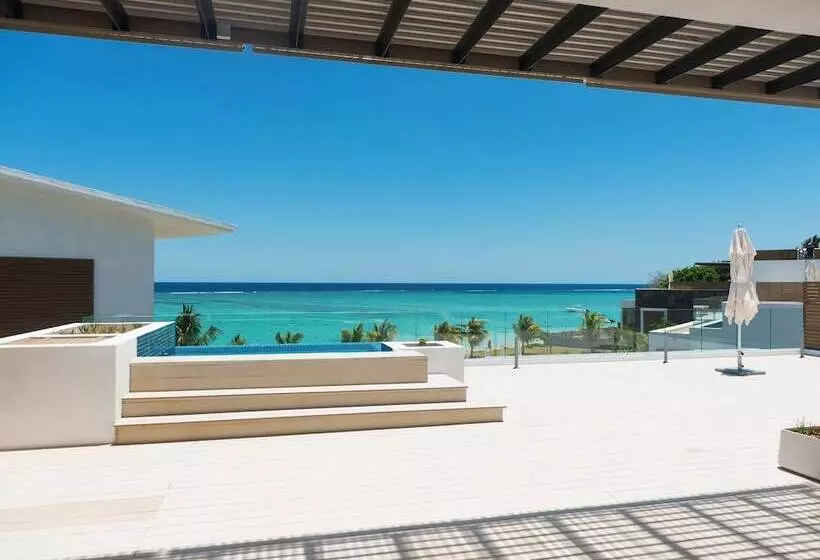 1 Bedroom Penthouse Apartment, Cap Ouest By Horizon Holidays