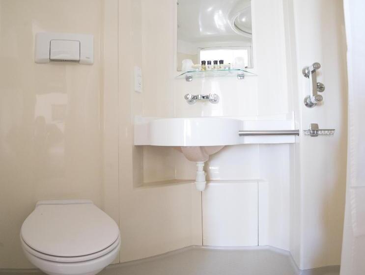 オーシャンビュークラシックルーム, Camelot Castle