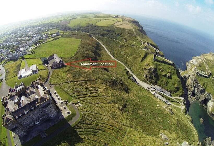 １ベッドルームアパートメント, Camelot Castle