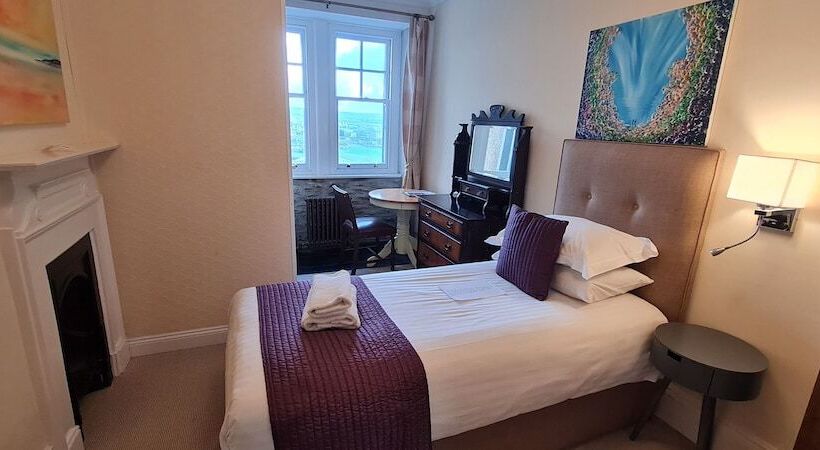 クラシックシングルルーム, Camelot Castle