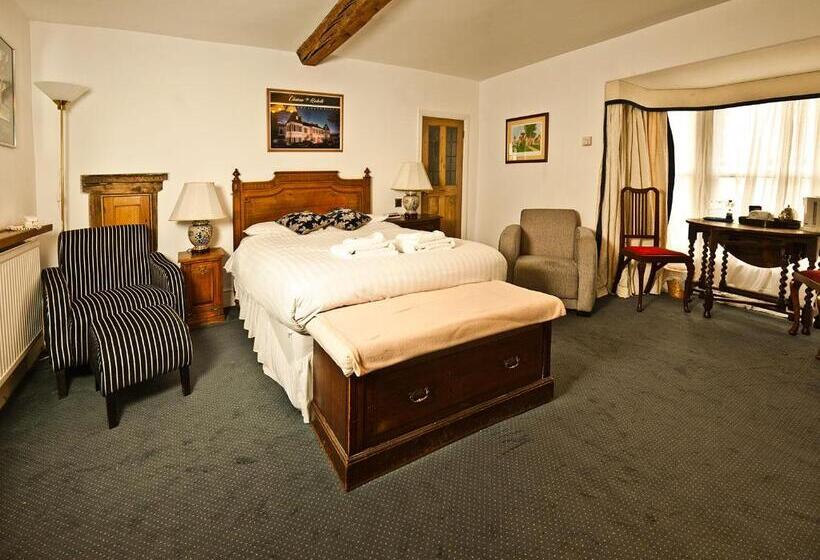 스탠다드 룸, Gales Of Llangollen