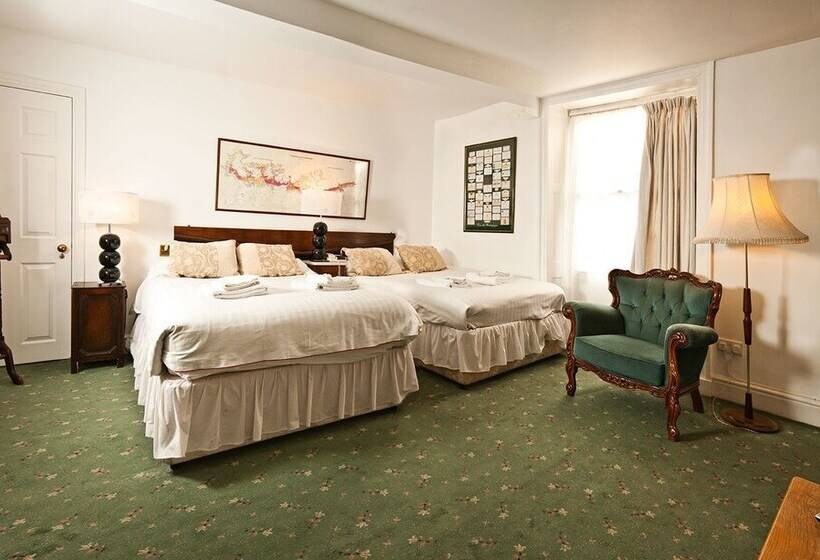 스탠다드 룸, Gales Of Llangollen