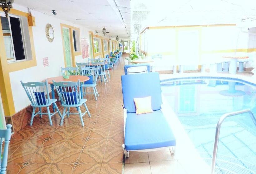 اتاق پنجتخته استاندارد, Ivania´s