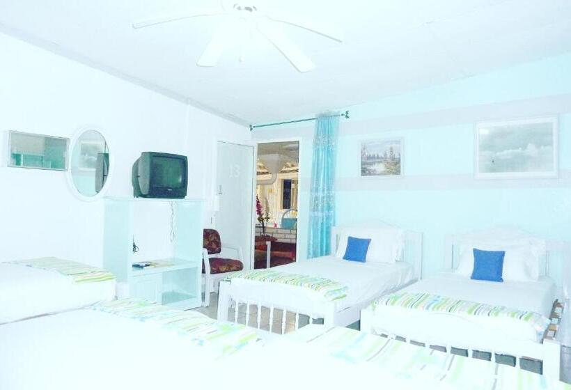 اتاق پنجتخته استاندارد, Ivania´s