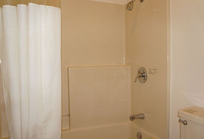 غرفة قياسية, Lake Point Lodge