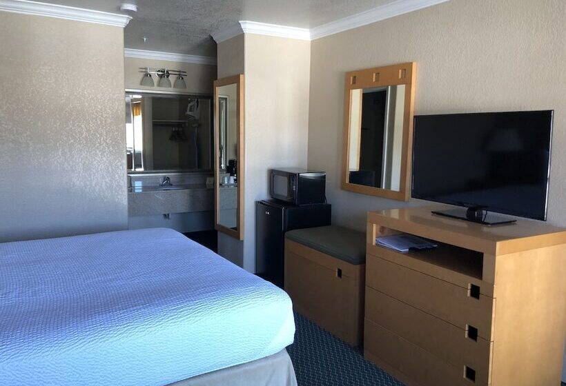 غرفة قياسية, Lake Point Lodge