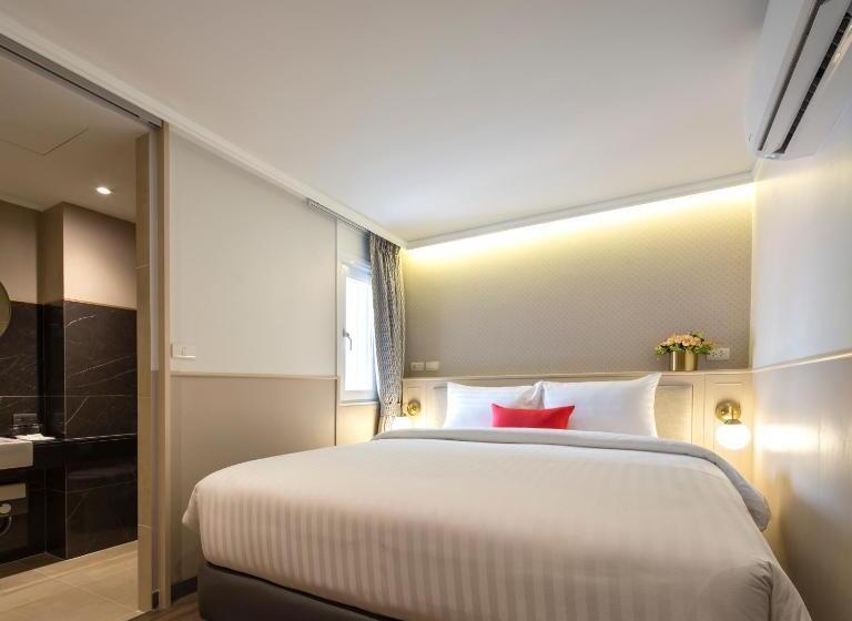 اتاق سوپریور با تخت بزرگ, The Mulberry Bangkok Khaosan Road