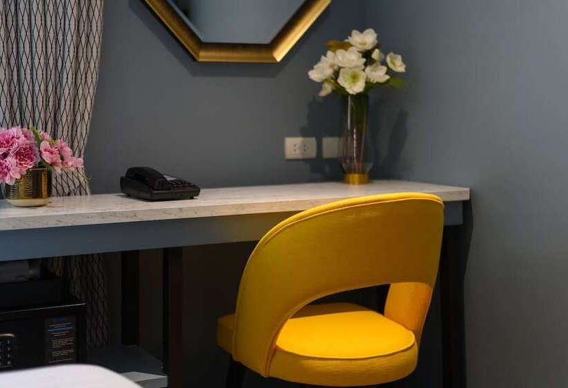 اتاق پرمیوم, The Mulberry Bangkok Khaosan Road